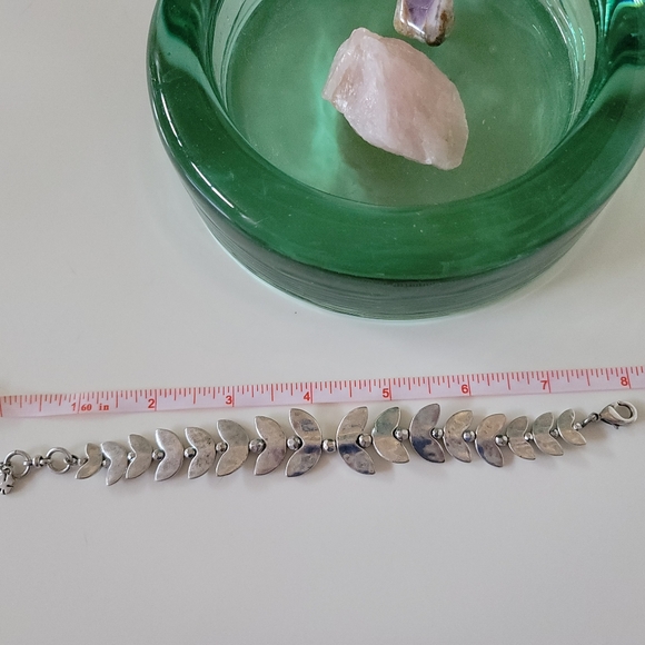 LUCKY BRAND Silver Wings Bracelet - Picture 3 of 11